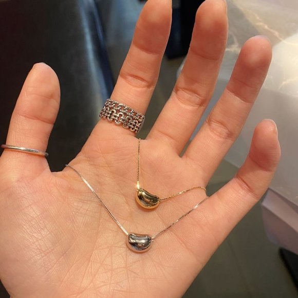 💙Golden/Silver Lucky Bean Necklaces - Picture 4 of 15